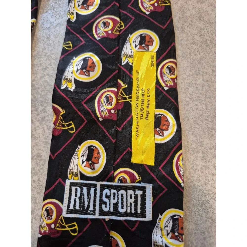 Vintage Washington Redskins Tie RM Sport NFL Football Burgundy Gold Black‎